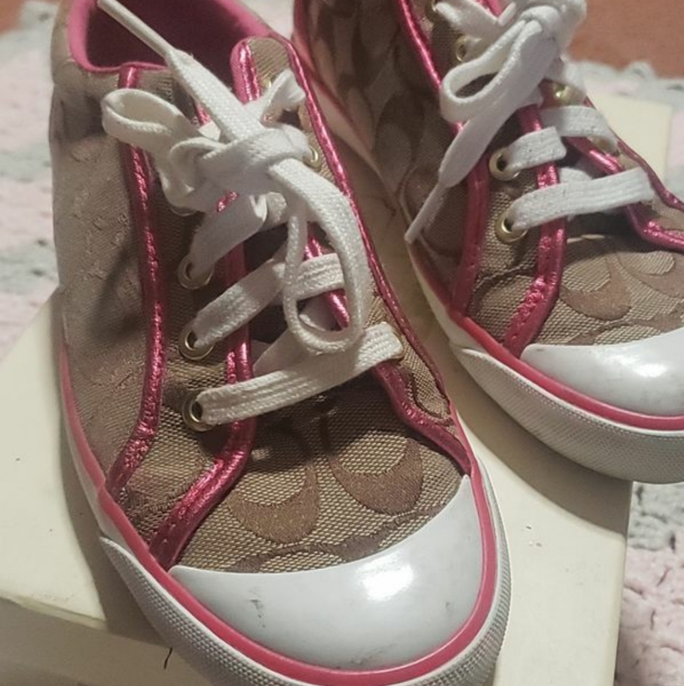 Coach shoes